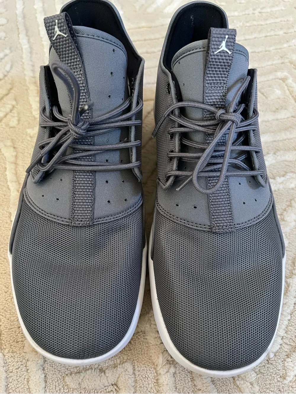 Nike Air Jordan Eclipse Men’s Size 9.5 Grey & White Mesh Sneakers 724010-005